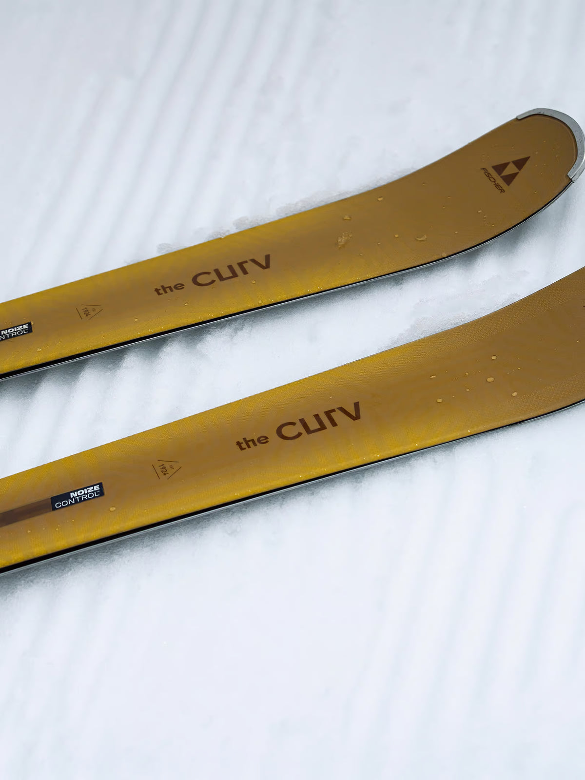 THE CURV NOIZE GT 85 + FIXATIONS RSW 12