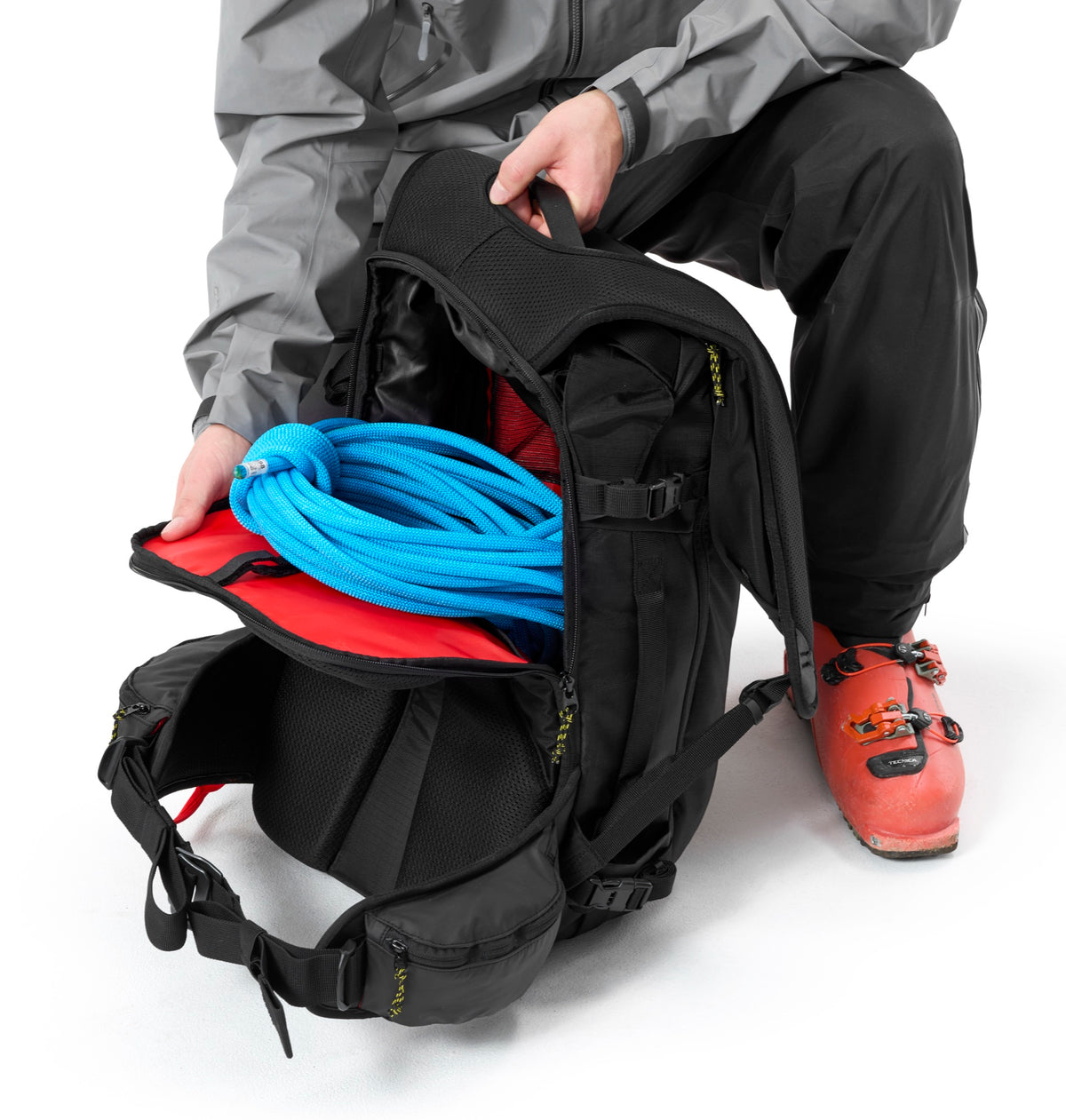 Rescuer 28 Pro - Black - Sac a Dos